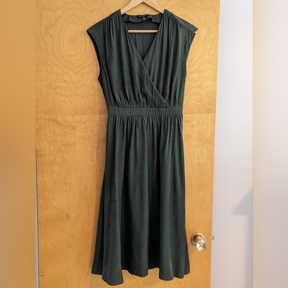 Banana Republic midi dress, XS, pine green - Picture 5 of 7
